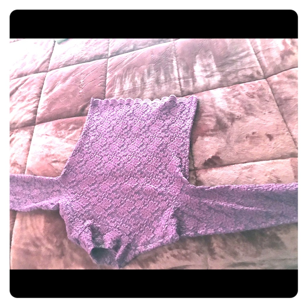 Lace plum top M